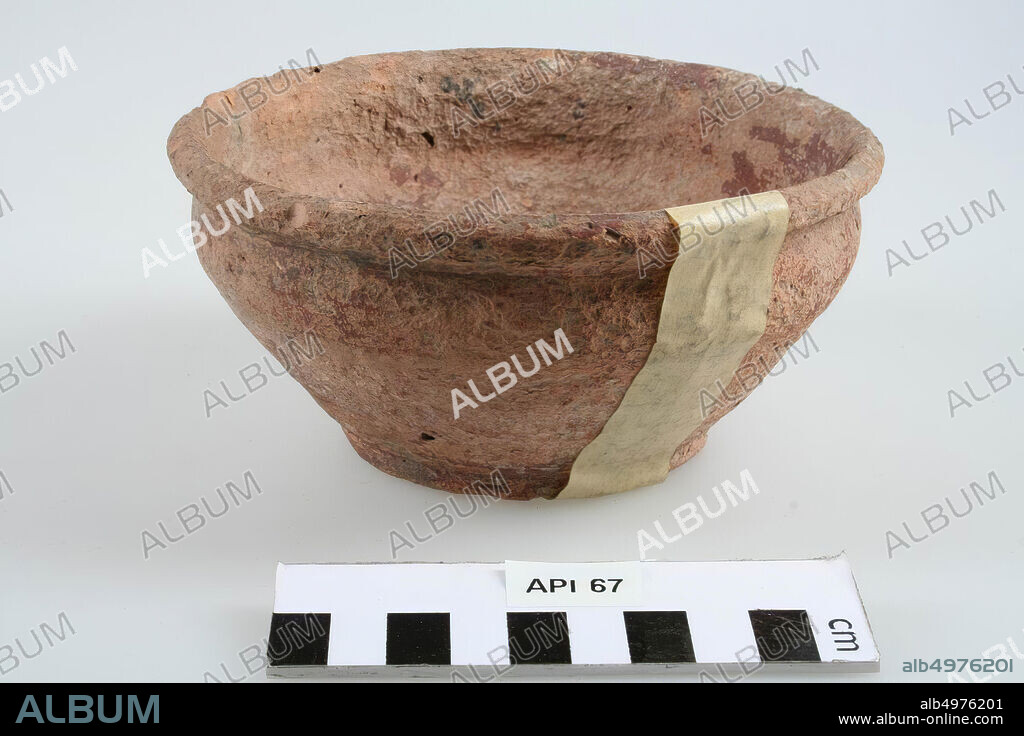 The bowl has a crack all over the mouth, part mouth damaged with old tape remnants., Bowl, earthenware, terra sigillata (imitation) (dyed red), h: 7.2 cm, diam: 14.5 cm , vmeb 400-600, Germany.