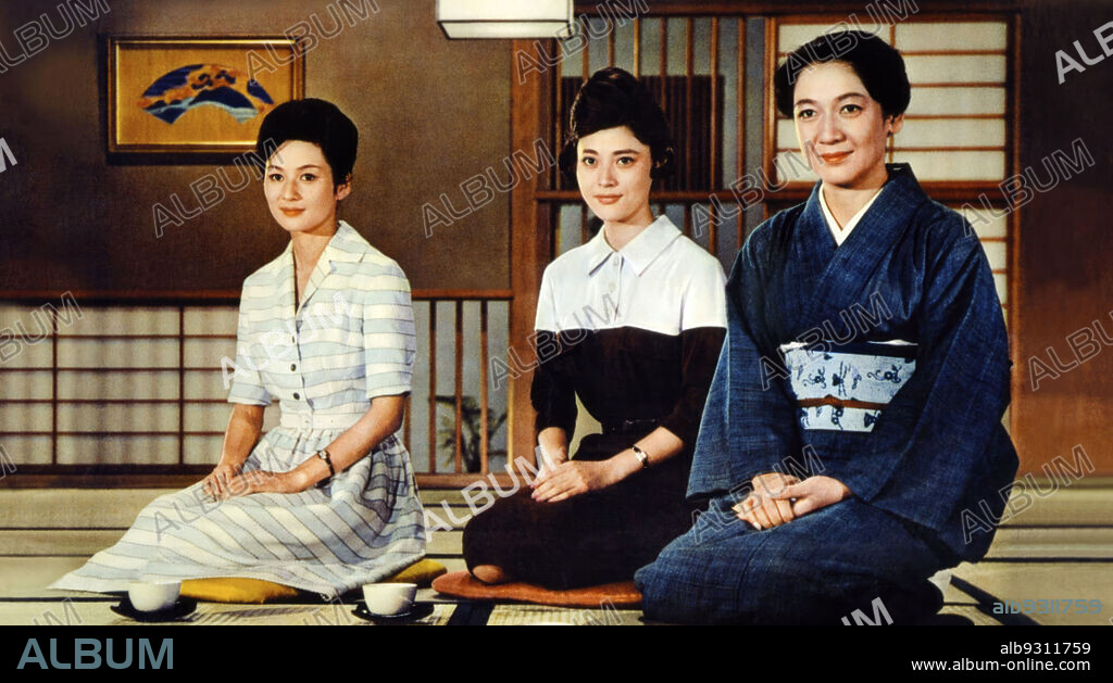 MARIKO OKADA, SETSUKO HARA y Yoko Tsukasa en OTOÑO TARDIO, 1960 (AKIBIYORI), dirigida por YASUJIRO OZU. Copyright Shôchiku.