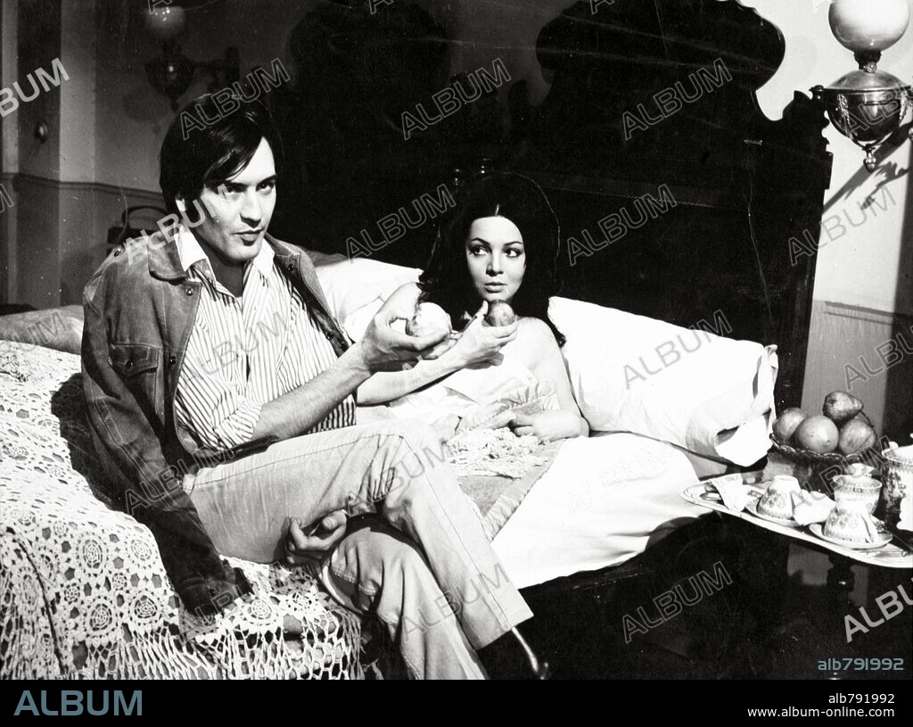 PATRICK BAUCHAU y SARA MONTIEL en TUSET STREET, 1967, dirigida por LUIS MARQUINA.