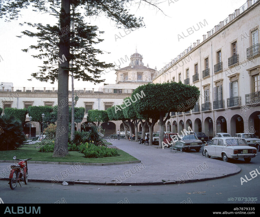 PLAZA DE LA CONSTITUCION O PLAZA VIEJA DE ALMERIA.