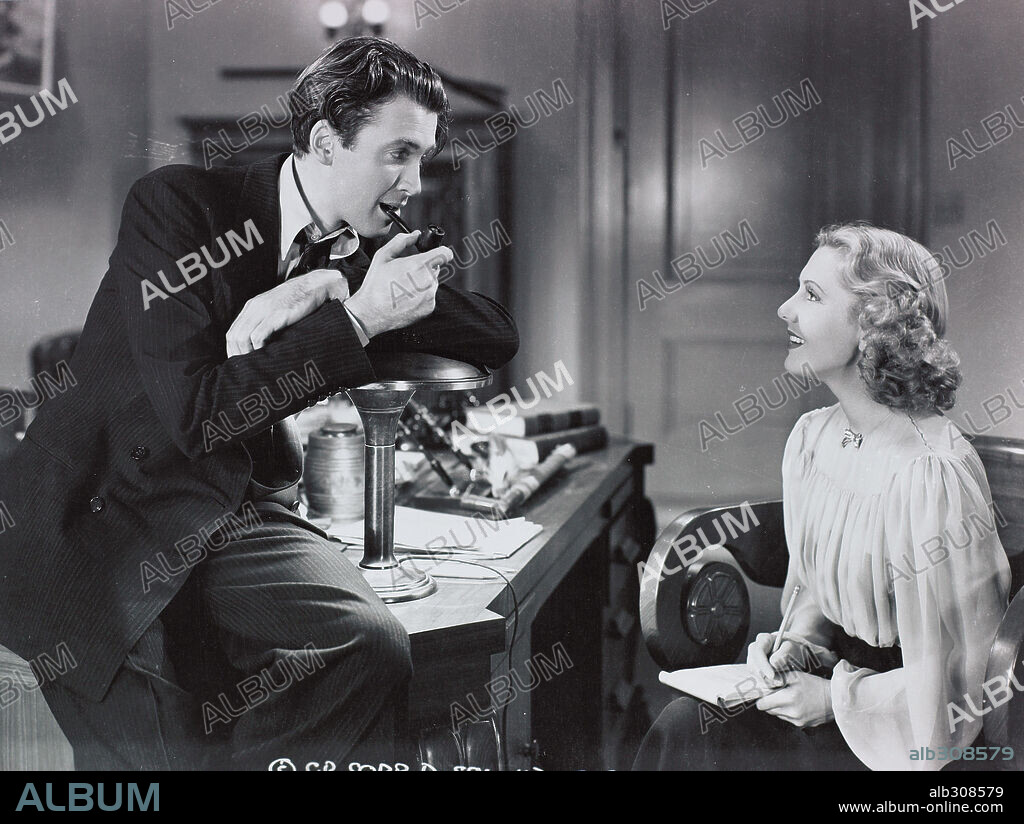 JAMES STEWART y JEAN ARTHUR en CABALLERO SIN ESPADA, 1939 (MR. SMITH GOES TO WASHINGTON), dirigida por FRANK CAPRA. Copyright COLUMBIA PICTURES.