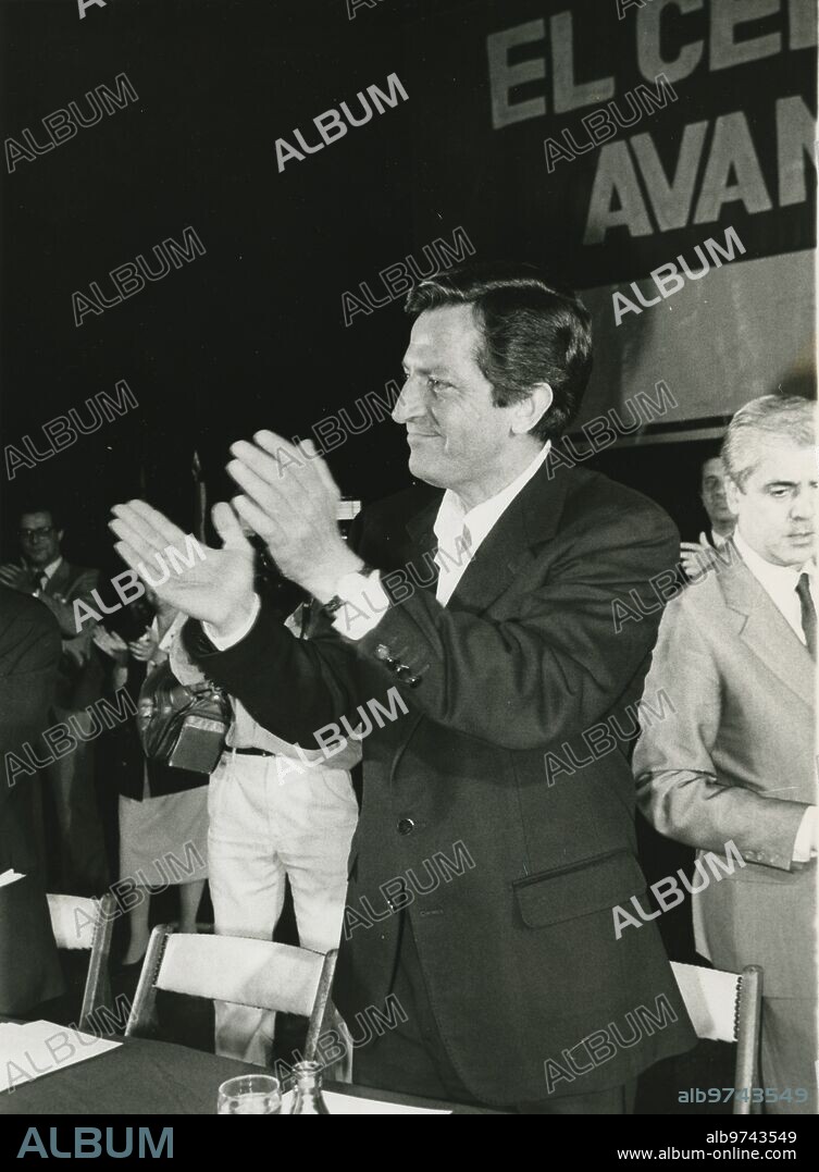 Adolfo Suárez, de Centro Democrático y Social, durante la campaña de las elecciones que tuvieron lugar en junio de 1987.