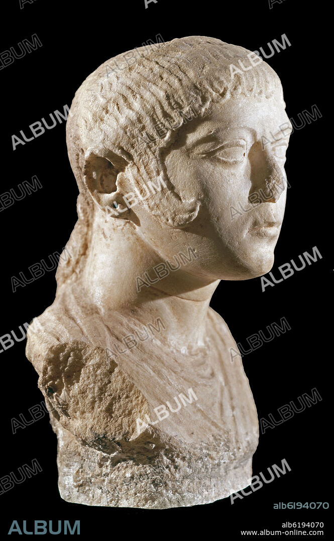 BUSTO FEMENINO DENOMINADO "LA GITANA" - SIGLO I AC.