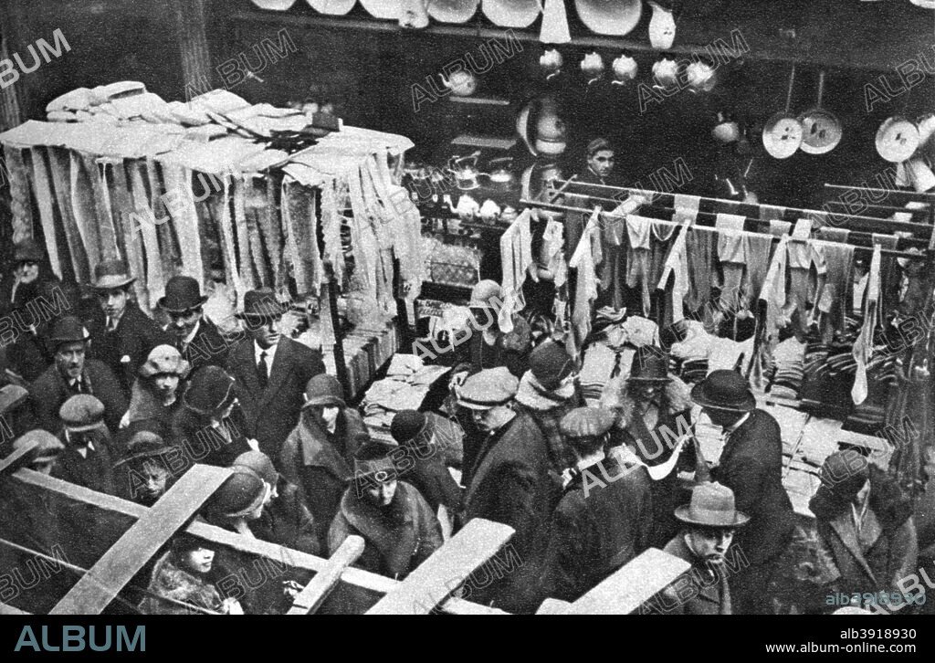 Saturday at Berwick Street Market, Soho, London, 1926-1927. Illustration from Wonderful London, edited by Arthur St John Adcock, Volume I, published by Amalgamated Press, (London, 1926-1927).