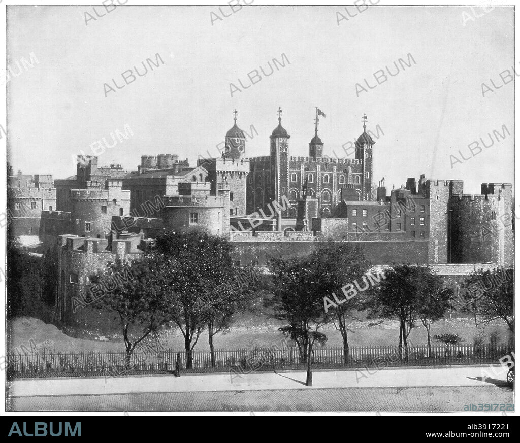 The Tower of London, England, late 19th century. Photograph from Portfolio of Photographs, of Famous Scenes, Cities and Paintings by John L Stoddard, published by the Werner Company, (Chicago, c1899).