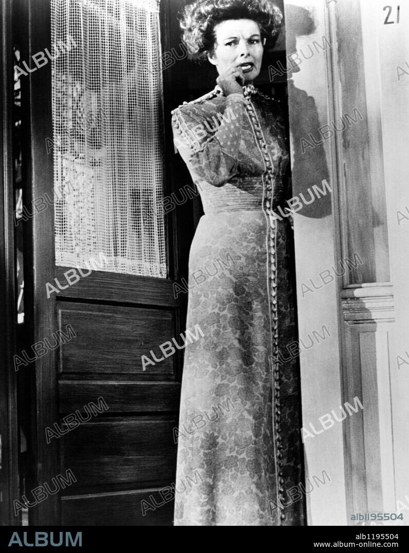 KATHARINE HEPBURN in LONG DAY'S JOURNEY INTO NIGHT, 1962, directed by SIDNEY LUMET. Copyright EMBASSY PICTURES.