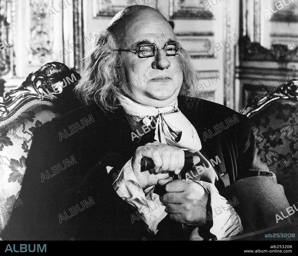 ORSON WELLES in ROYAL AFFAIRS IN VERSAILLES, 1954 (SI VERSAILLES M'ETAIT CON), directed by SACHA GUITRY. Copyright CLM-COCINEX.