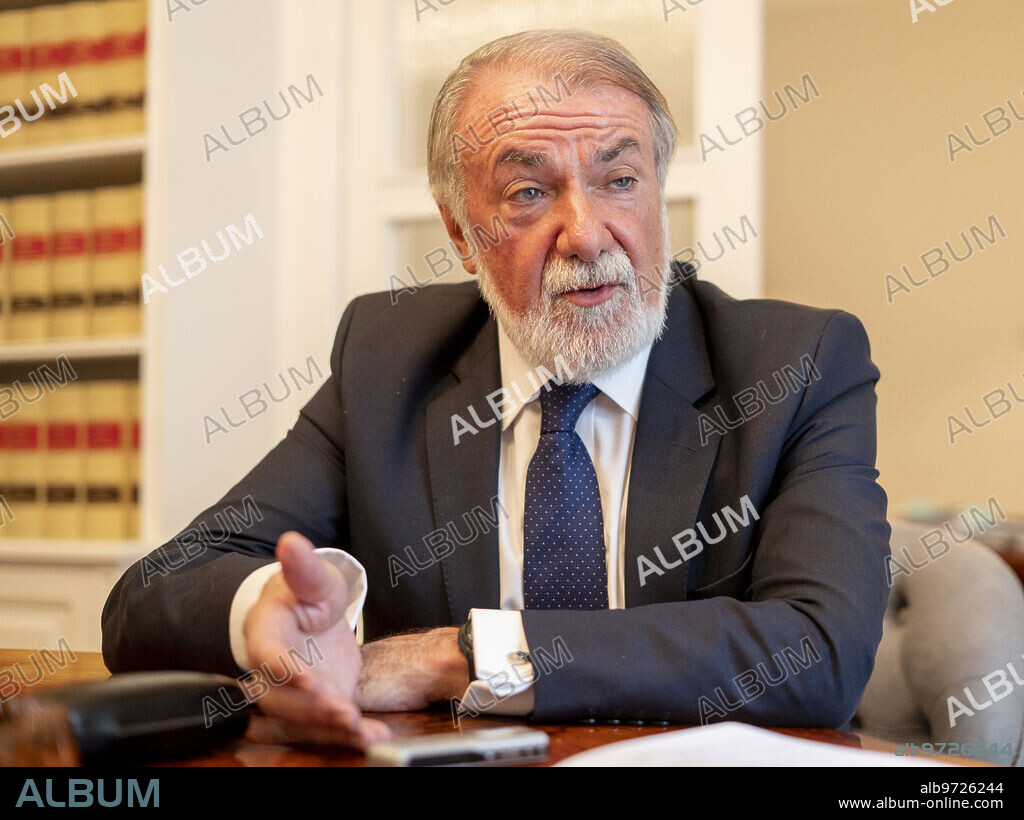Madrid, 10/10/2019. Entrevista a Jaime Mayor Oreja, expolítico del PP y presidente de la Fundación Valores y Sociedad. Foto: Ignacio Gil. ARCHDC.