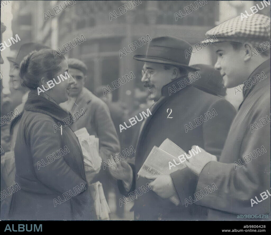 22 diciembre 1919. Santander. La lotería de Navidad. La popular Vendedora Arsenia (1), que Vendió el billete del segundo Premio, y D. Salvador Berge (2), poseedor de medio décimo.