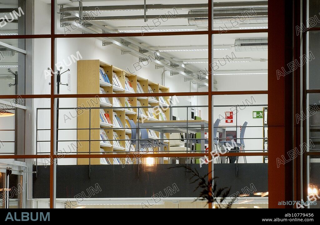 Library. Universidad Politécnica. Universidad del País Vasco (UPV/EHU). Gipuzkoa Campus. Donostia-San Sebastian. Euskadi.