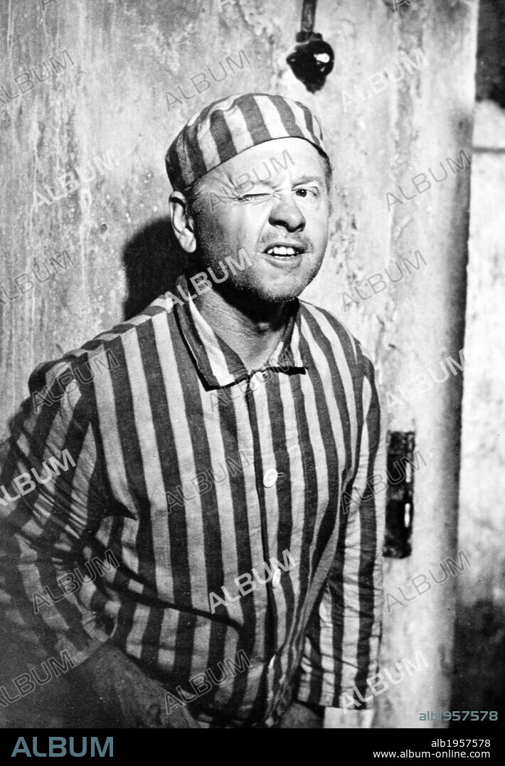 MICKEY ROONEY dans L'INVASION SECRÈTE, 1964 (THE SECRET INVASION), réalisé par ROGER CORMAN. Copyright UNITED ARTISTS.