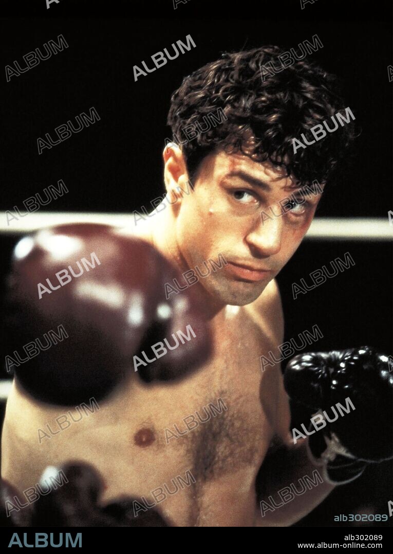 ROBERT DE NIRO en TORO SALVAJE, 1980 (RAGING BULL), dirigida por MARTIN SCORSESE. Copyright UNITED ARTISTS.