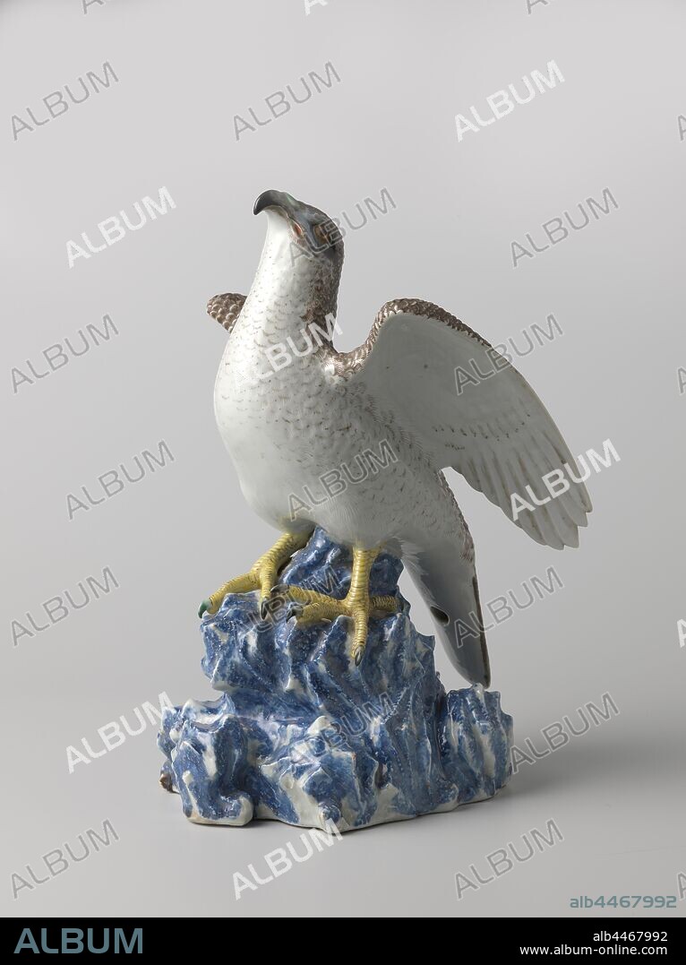 Figure of a bird of prey on a rock, Porcelain image, painted in underglaze blue and on the glaze blue, red, green, yellow, brown, black and gold. Image of a bird of prey standing on a rock with the wings slightly spread and the head up. Some baking cracks. Porcelain with enamel colors., anonymous, China, c. 1800 - c. 1899, Qing-dynasty (1644-1912), porcelain (material), glaze, cobalt (mineral), gold (metal), vitrification, h 39 cm × w 27.5 cm × d 19 cm w 22 cm × d 20 cm.