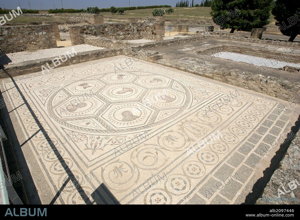 Spain, Andalusia, Seville province, Santiponce. Roman city of Italica. Founded in 206 BC by the Roman general Scipio. House of the Planetarium. Mosaic which represents the seven stars of the solar system known at that time by the Romans. Each planet is personified by a god, in turn, symbolises a day of the week.