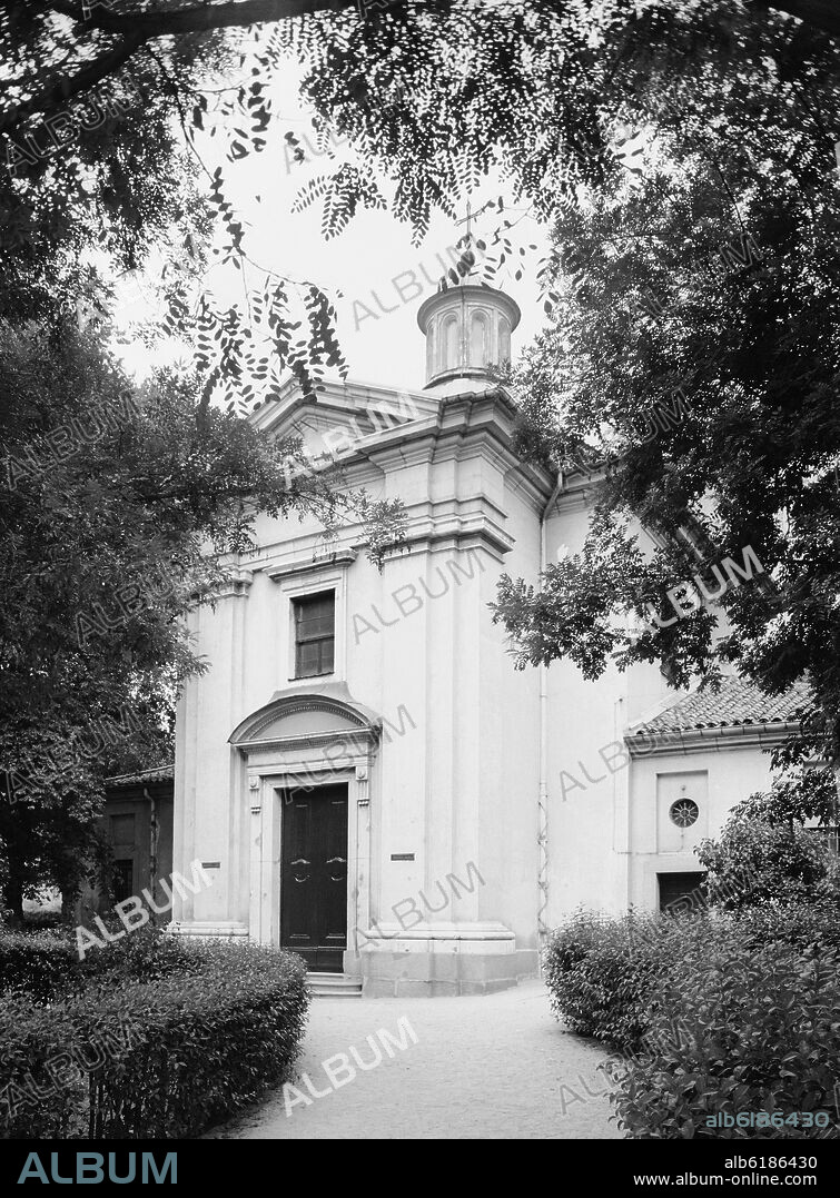 FILIPPO FONTANA (1744-1800). ERMITA DE SAN ANTONIO DE LA FLORIDA CONSTRUIDA ENTRE 1792 Y 1798 - NEOCLASICISMO ESPAÑOL - FOTOGRAFIA EN BLANCO Y NEGRO - AÑOS 60 -.