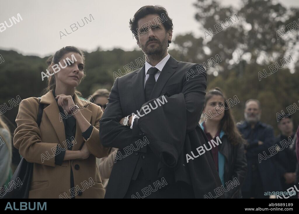 AMAIA SALAMANCA and JUAN DIEGO BOTTO in YOU SHALL NOT LIE, 2022 (TODOS MIENTEN), directed by PAU FREIXAS. Copyright Filmax / Movistar+. Season 2.