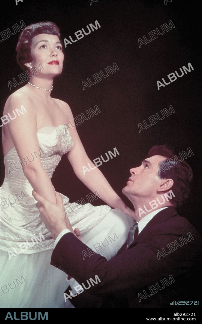 JANE WYMAN y ROCK HUDSON en OBSESION, 1954 (MAGNIFICENT OBSESSION), dirigida por DOUGLAS SIRK. Copyright UNIVERSAL PICTURES.