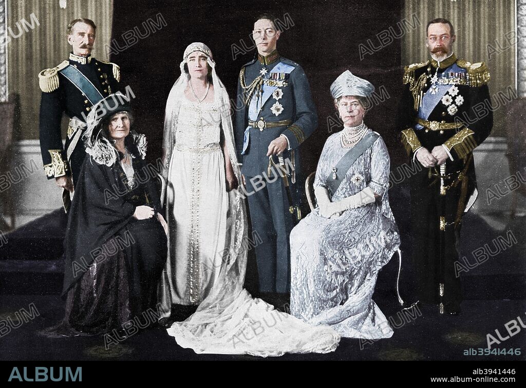 The wedding of the Duke of York and Lady Elizabeth Bowes-Lyon, 1923. The bride and bridegroom and their parents. The Earl and Countess of Strathmore, the Duchess and Duke of York, and King George V and Queen Mary. A print from The Illustrated London News Wedding Number, 28th April 1923. (Colorised black and white print).