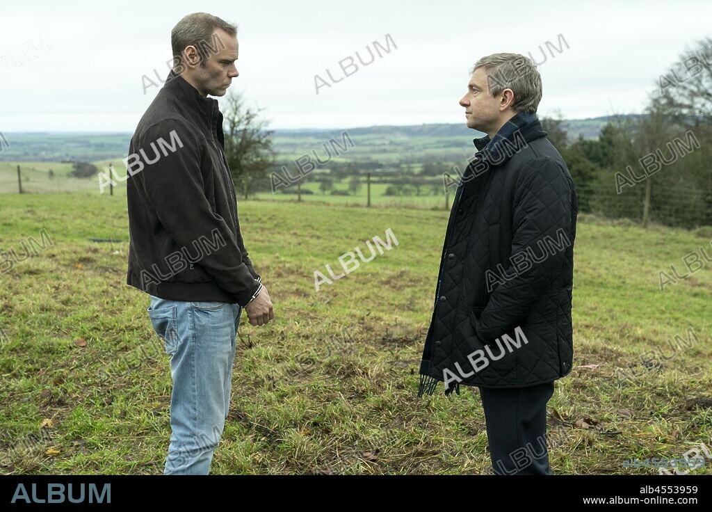 JOE ABSOLOM and MARTIN FREEMAN in A CONFESSION, 2019, directed by PAUL ANDREW WILLIAMS. Copyright ITV STUDIOS.