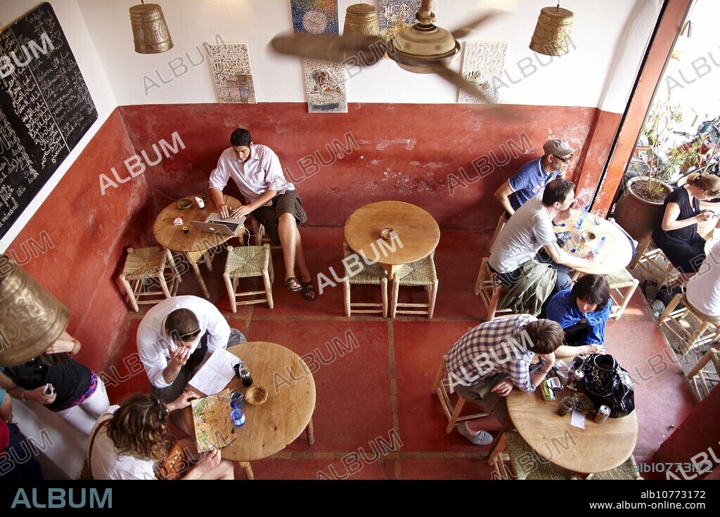 Café des épices, Souk, Medina de Marrakech, High Atlas, Morocco.