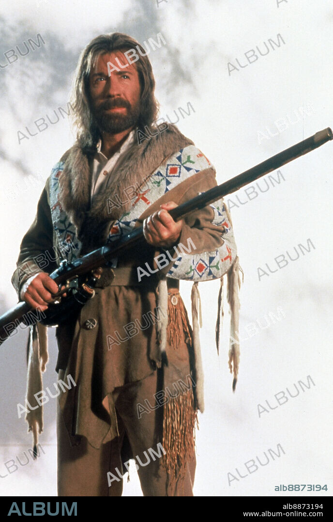 CHUCK NORRIS dans FOREST WARRIOR, 1996, réalisé par AARON NORRIS. Copyright Nu Image Films.