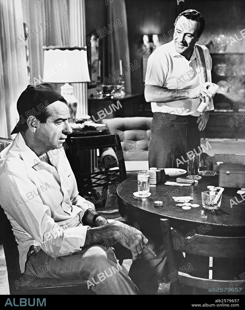 JACK LEMMON y WALTER MATTHAU en LA EXTRAÑA PAREJA, 1968 (THE ODD COUPLE), dirigida por GENE SAKS. Copyright PARAMOUNT PICTURES.