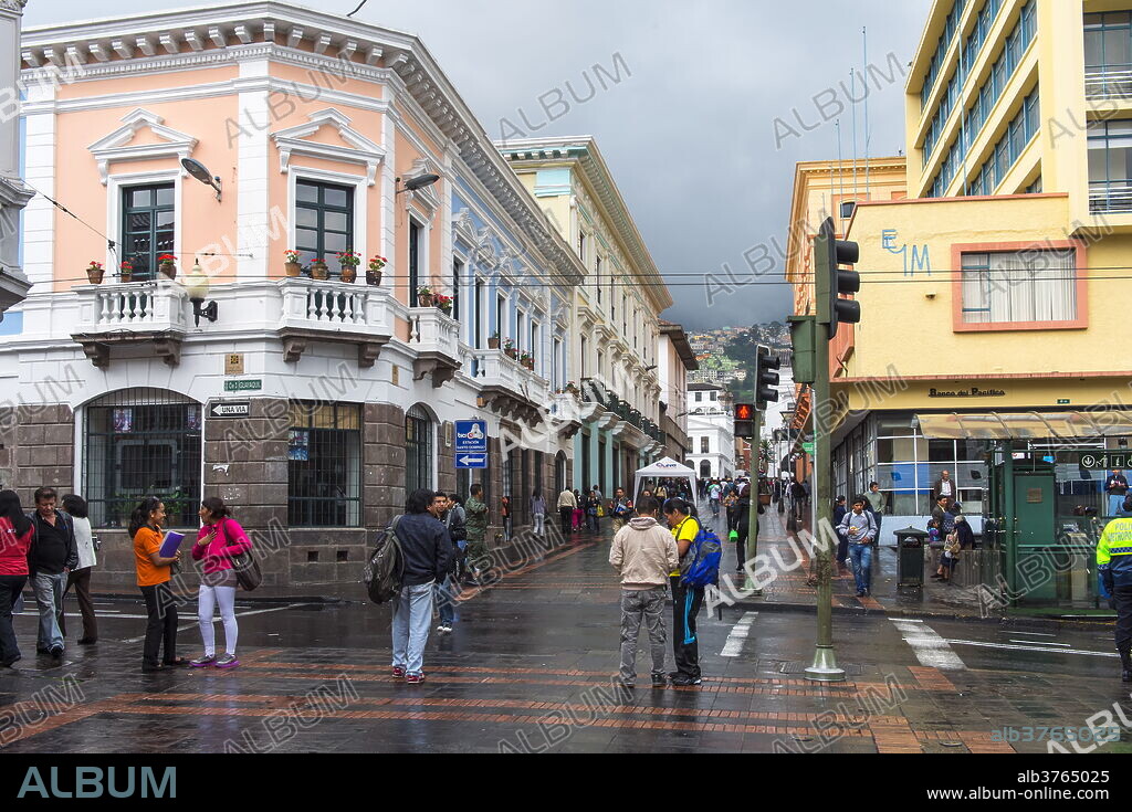 Chile Street, Quito Historical Center, Quito, UNESCO World Heritage Site, Pichincha Province, Ecuador, South America.