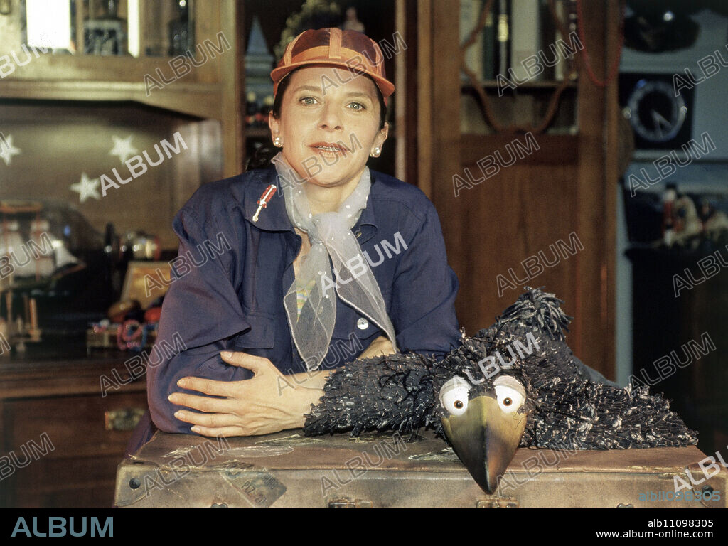 SIEBENSTEIN / Rudi von Rabenfels D 1996 / Herwig Fischer Image: Siebenstein (ADELHEID ARNDT) and Rabe Rudi / Headline: SIEBENSTEIN / D 1996.