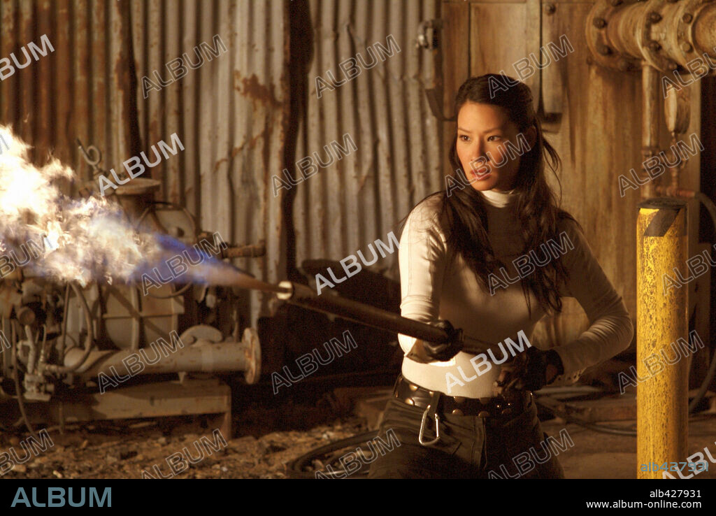 LUCY LIU in 3 ENGEL FÜR CHARLIE - VOLLE POWER, 2003 (CHARLIE'S ANGELS: FULL THROTTLE), unter der Regie von MCG. Copyright COLUMBIA PICTURES / MICHAELS, DARREN.