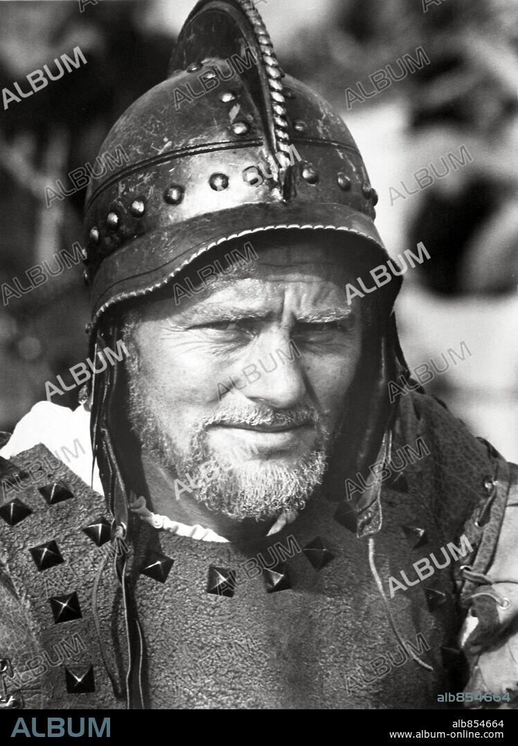 ROBERT SHAW in THE ROYAL HUNT OF THE SUN, 1969, directed by IRVING LERNER. Copyright RANK/CBS.