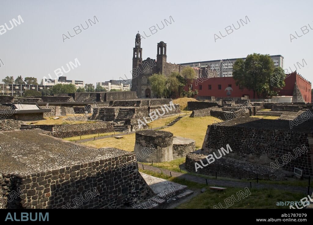 The Church of Santiago(17th century) and the Aztecs Ruins of Templo Mayor in Tlatelolco.Mexico City.