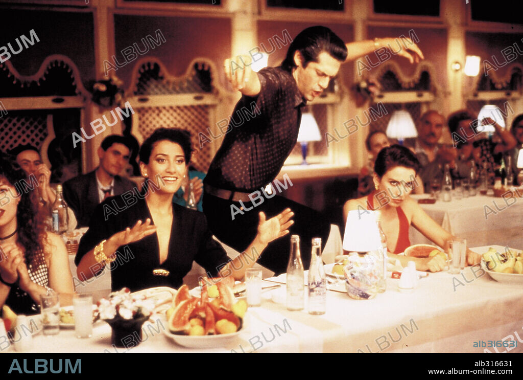 ANA BELEN and GEORGES CORRAFACE in TURKISH PASSION, 1994 (LA PASION TURCA), directed by VICENTE ARANDA. Copyright CARTEL/LOLA FILMS/SOGEPAQ / FERNÁNDEZ, PIPO.