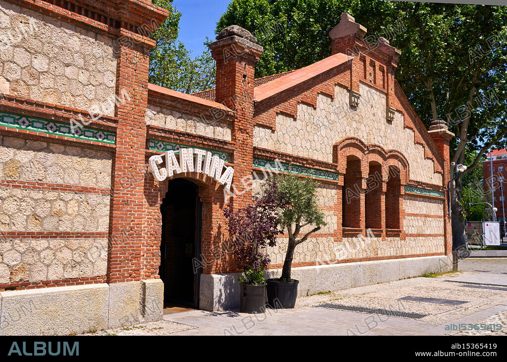 Cantina, Matadero, Plaza de Legazpi, Former slaughterhouse, Contemporary art center, Center for contemporary creation, Madrid, Spain.
