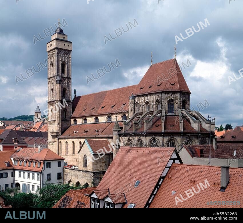 Bamberg (Oberfranken, Bayern), Obere Pfarre - Obere Pfarrkirche am Kaulberg (Langhaus 1338-1350; Chor und Turm 1375-87). Außenansicht von Südosten. Foto.