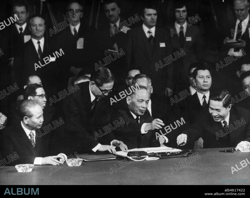 París. Firma del acuerdo de paz en Vietnam el 27 de enero de 1973. Nguyen Duy Trinh (1910-1985), ministro de asuntos exteriores de Vietnam del Norte en el momento de la firma. Foto Keystone.