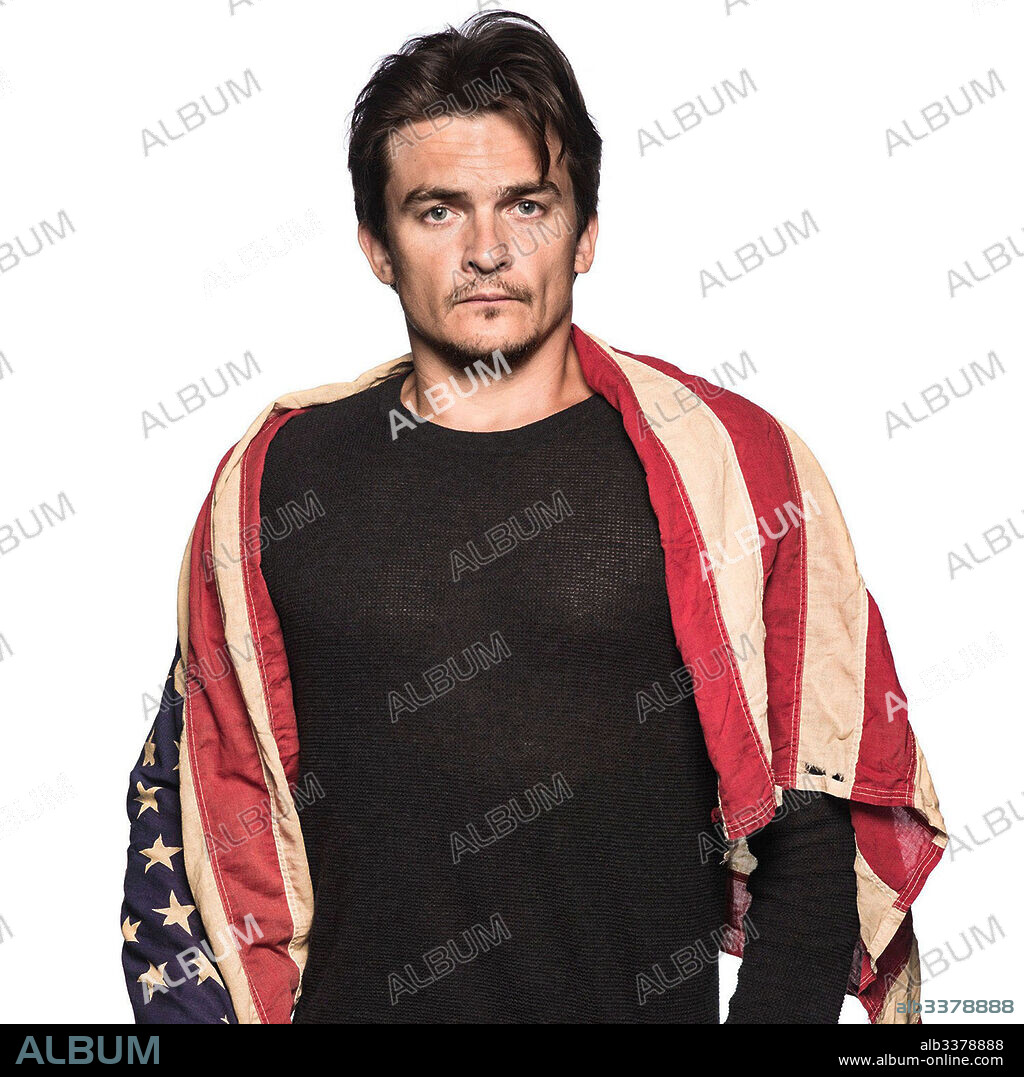 RUPERT FRIEND in HOMELAND, 2011. Copyright FOX 21. Season 6.