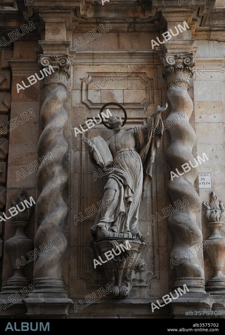 Andreu Sala / Escultura de San Ignacio de Loyola, 1729, Situada en la fachada de la iglesia de Belén en Barcelona, Barcelona, Cataluña, España.