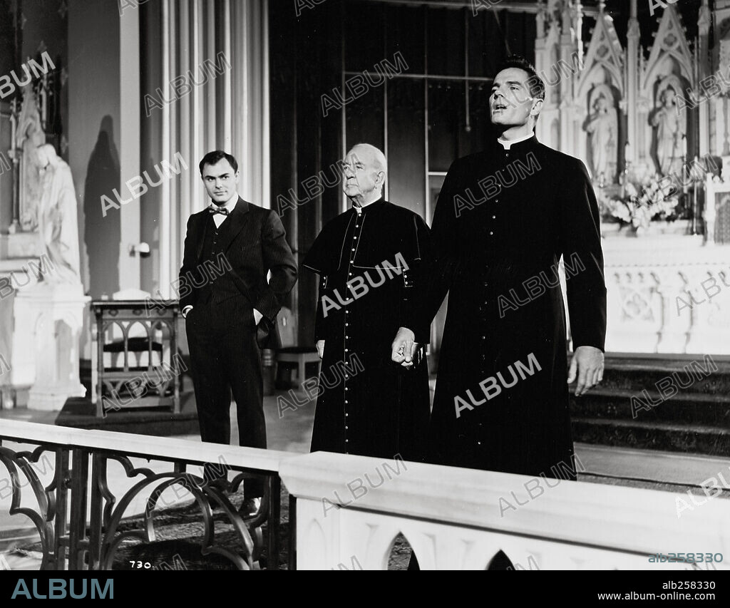 CECIL KELLAWAY, JOHN SAXON and TOM TRYON in THE CARDINAL, 1963, directed by OTTO PREMINGER. Copyright COLUMBIA/PREMINGER/GAMMA.