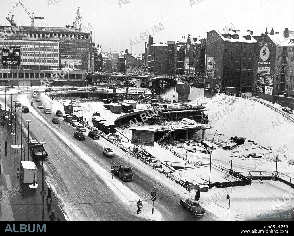 ARKIV 1965-02-18. Byggandet av Sergels torg   . Foto: Olle Wester Code 44. COPYRIGHT SCANPIX SWEDEN.