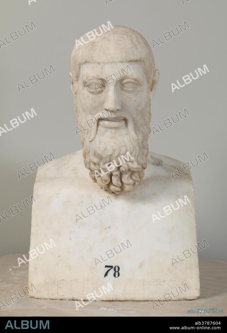 Taller romano / 'Aristogiton'. Finales del siglo I. Mármol blanco, 54 x 34 cm.