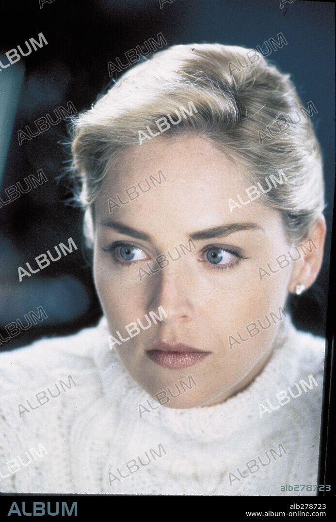 SHARON STONE in INTERSECTION, 1994, directed by MARK RYDELL. Copyright PARAMOUNT PICTURES / SEIDA, TAKASHI.