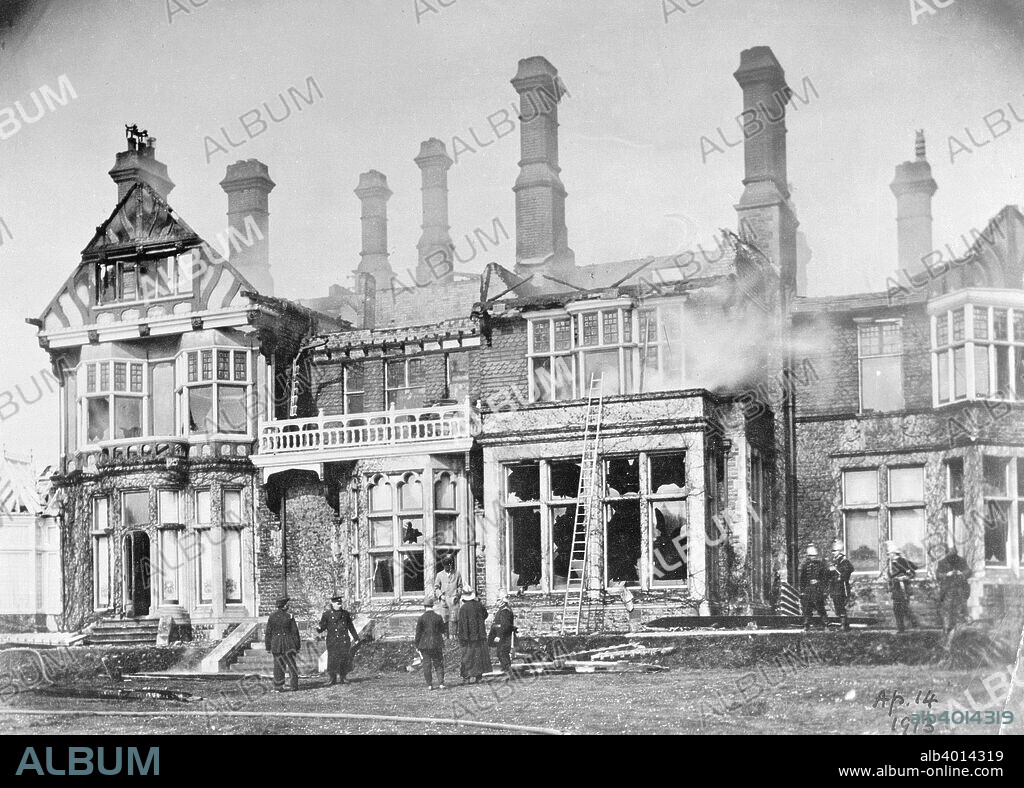 The house of Mr Arthur du Cros at St Leonards, Hastings, burnt down by suffragettes, 1913. The smoking ruins of the house which was burnt on 14th April in protest at the resistance of the Liberal government to grant women the vote. The Liberal MP was a pioneer of the pneumatic tyre and the founder of the Dunlop Rubber Company.