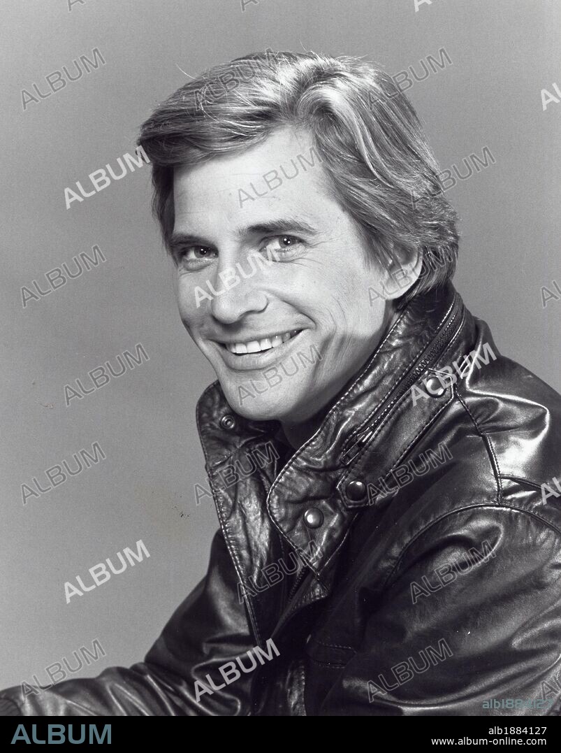 DIRK BENEDICT in THE A-TEAM, 1983, directed by FRANK LUPO and STEPHEN J. CANNELL. Copyright STEPHEN J. CANNELL PRODUCTIONS/UNIVERSAL TV.