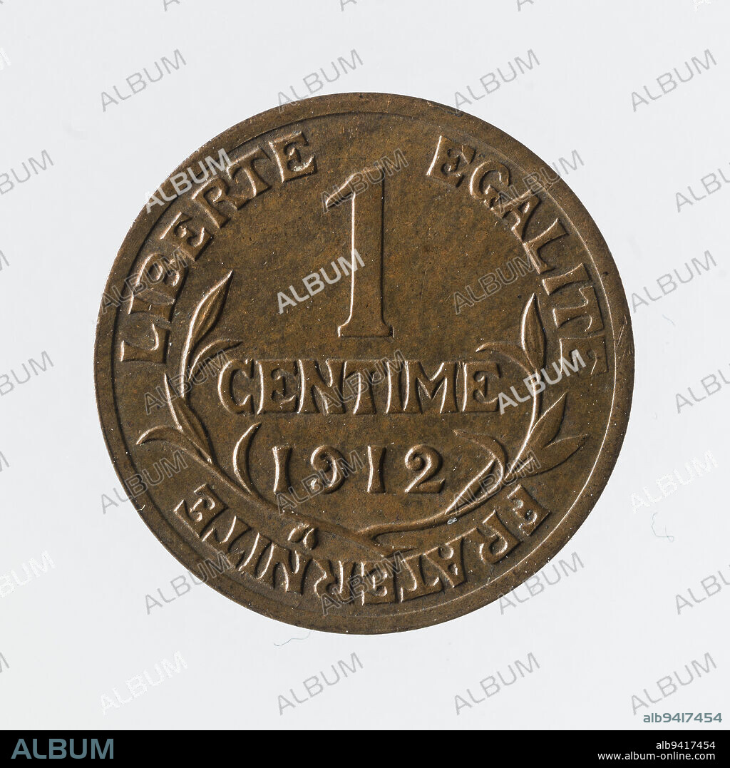 1 centime bronze coin of the Third Republic, 1912, Daniel-Dupuis, Jean-Baptiste, Engraver in medals, Array, Numismatics, Currency, Paris, Dimensions - Work: Diameter: 1.5 cm, Weight (type dimension): 0.99 g.