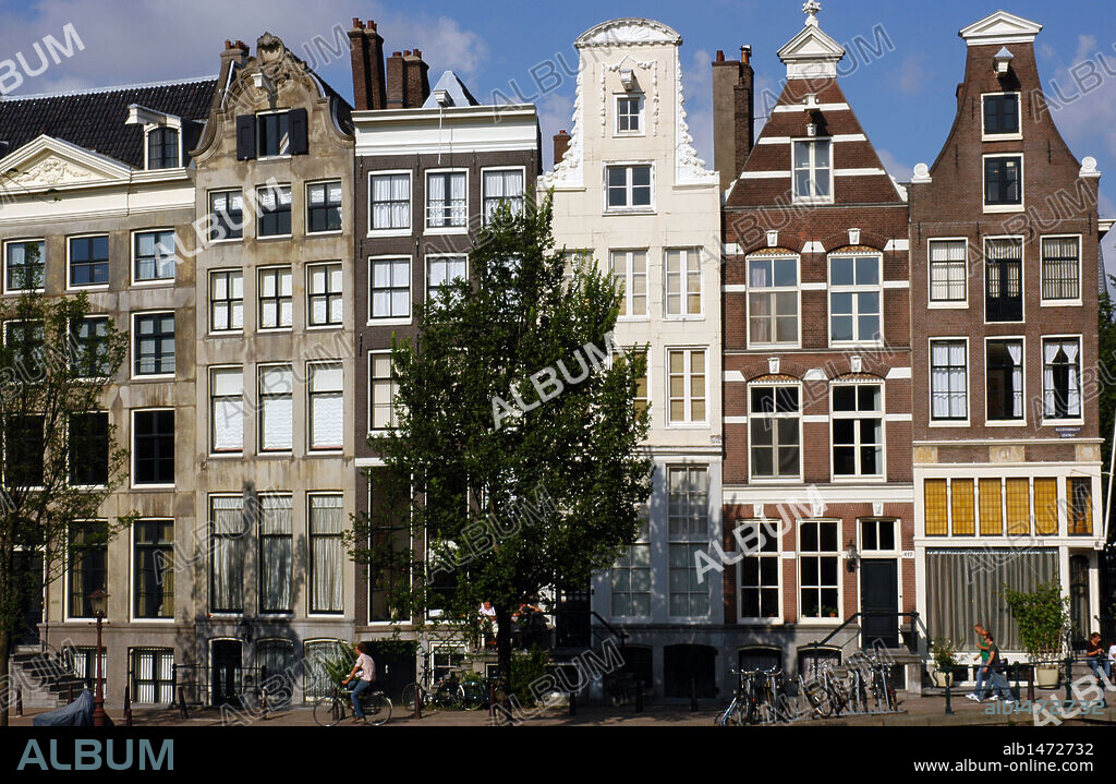Casas típicas en la zona del Canal Keizersgracht. Amsterdam. Holanda.