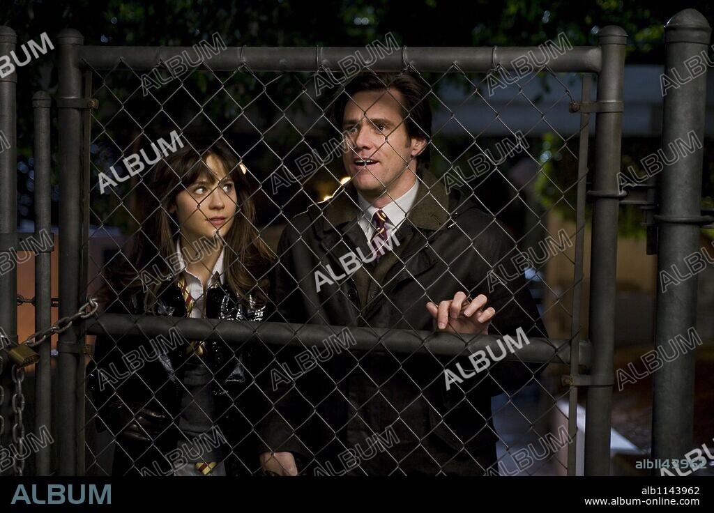JIM CARREY y ZOOEY DESCHANEL en DI QUE SI, 2008 (YES MAN), dirigida por PEYTON REED. Copyright HEYDAY FILMS/VILLAGE ROADSHOW PICTURES/WARNER BROS. PICTURES / MOSELEY, MELISSA.