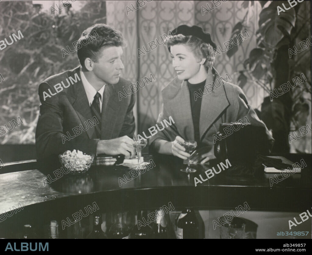 BURT LANCASTER and DOROTHY MCGUIRE in MISTER 880, 1950, directed by EDMUND GOULDING. Copyright 20TH CENTURY FOX.