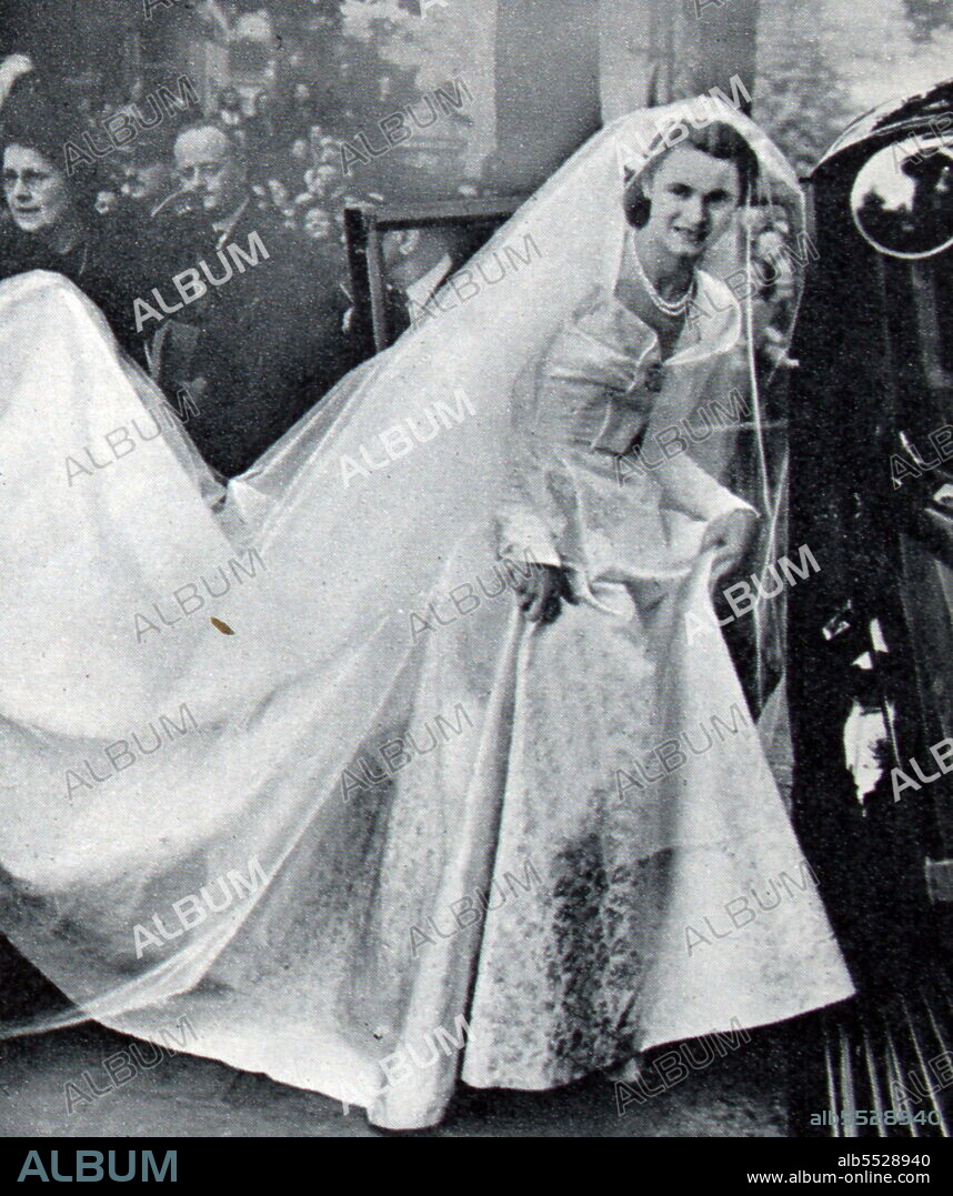 Crowds gather to see the wedding of Lord Harewood and Marion Stein. On 29 September 1949 at St. Mark's Church, London, Lord Harewood married Marion Stein, a concert pianist and the daughter of the Viennese music publisher Erwin Stein. George Henry Hubert Lascelles, 7th Earl of Harewood, KBE, AM (7 February 1923 - 11 July 2011), styled The Honourable George Lascelles before 1929 and Viscount Lascelles between 1929 and 1947, was a British classical music administrator and author. Illustrated London News.