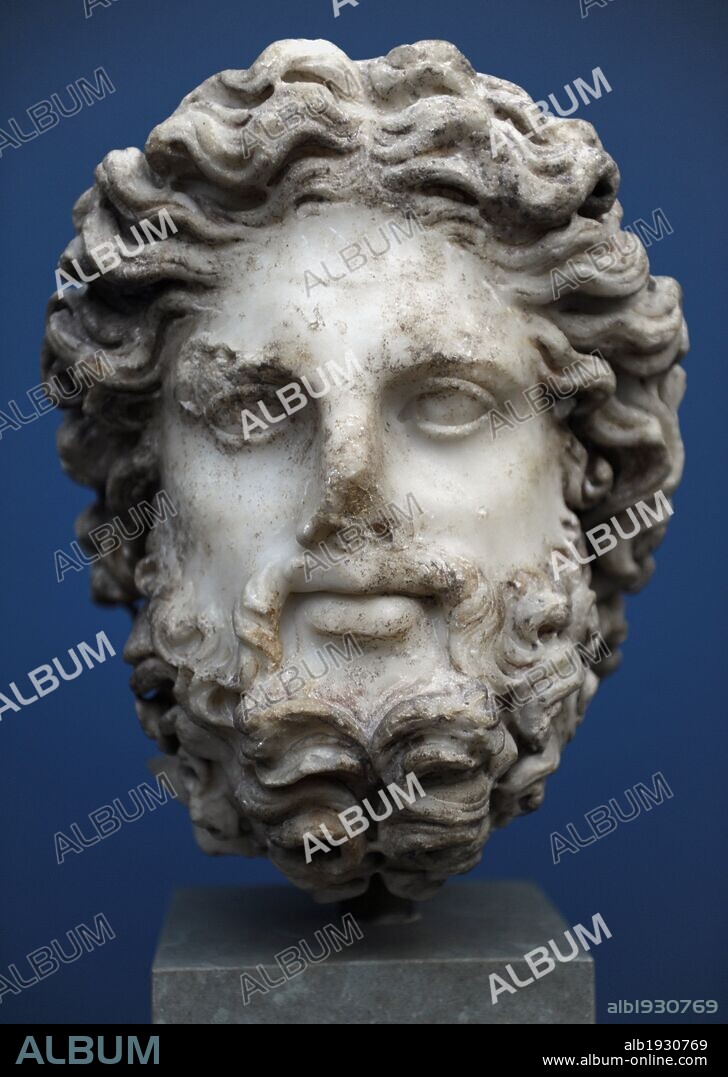MITOLOGIA CLASICA. ZEUS (el JUPITER romano). Padre de los dioses. Cabeza. Mármol. Escultura romana. Finales S. II d. C. Roma. Museo Carlsberg Glyptotek. Copenhague. Dinamarca. Norte Europa.
