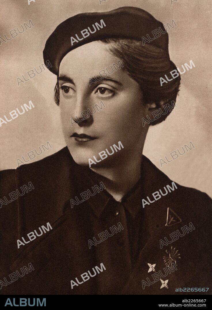 Pilar Primo de Rivera y Sáenz de Heredia (1907-1991). Delegada nacional de la Sección femenina de Falange Española.